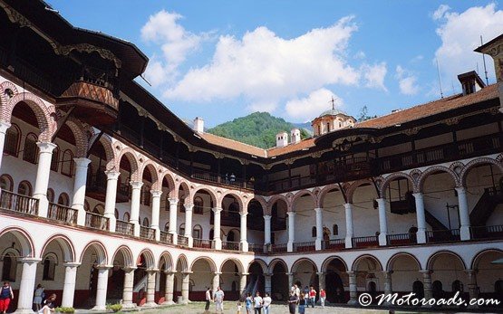 Dentro del Monasterio de Rila